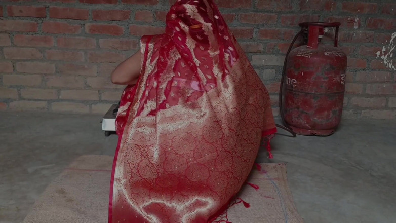 Lalita Singh: Bhabhi Kichen xinh đẹp Ấn Độ làm tình với Dever