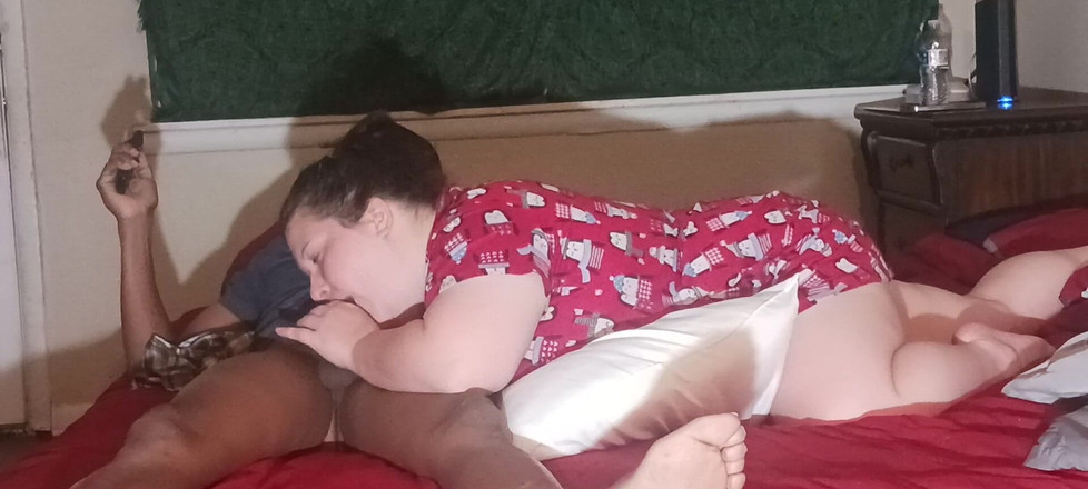 Sloppylynn: Mulutku dientot habis-habisan sama besar pria kulit hitam