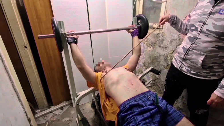 Skaterguy: Bench Press