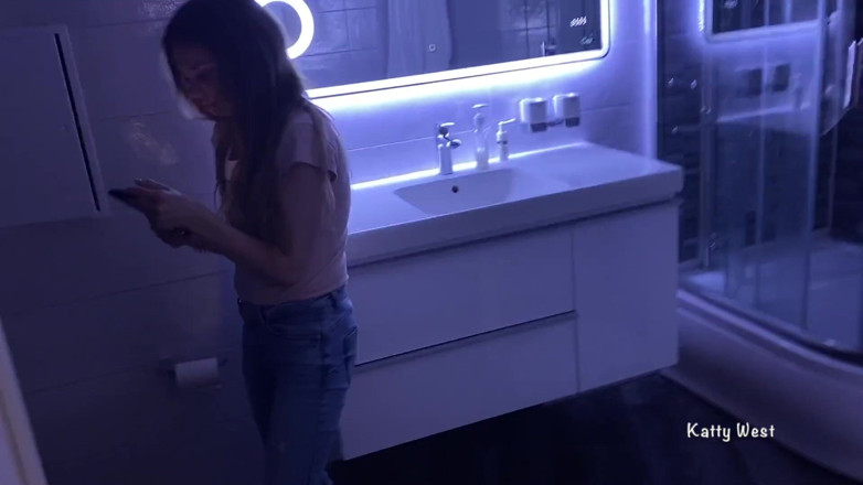 Katty West: Students' House Party, Fucked All Night