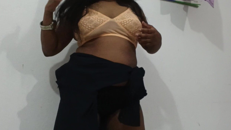 Tabasum studio: Desi Girl Dance Inspire