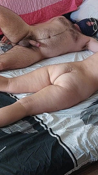 射在妻子的大屁股上