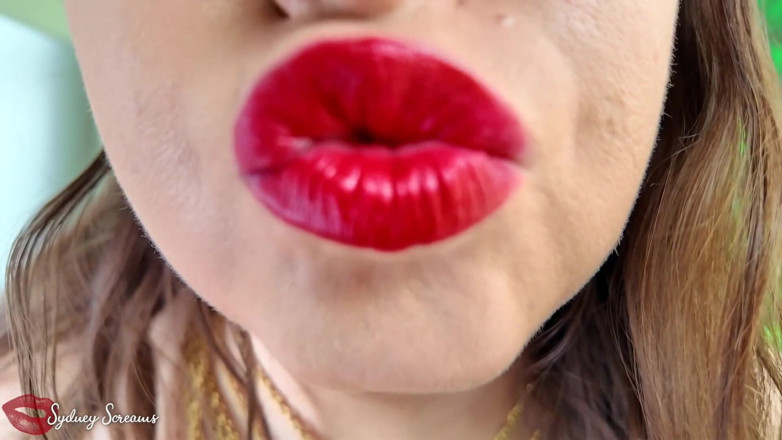 Sydney screams fetish: Die MILF deines besten freundes küssen