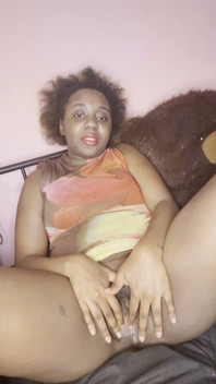 Alliyah Alecia Pretty Pussy