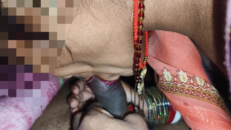 When the Laborer Was Leaving the Mistress of the Farm, the Owner Saw It. Rustic Woman Sexy Videos.