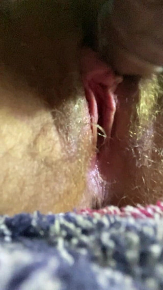 Vero Virginia: Trans man FTM stretching his wet pussy with a bad...