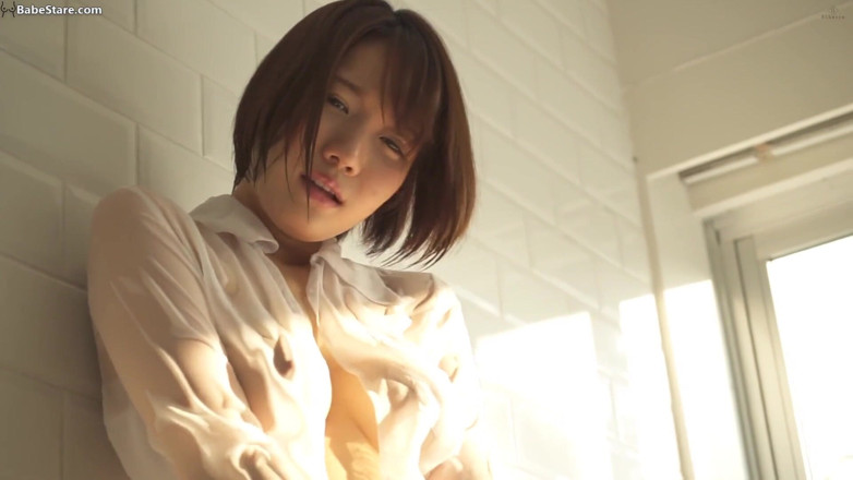 Babe Stare: 흑인 대물 자지에게 따먹히는 아시아 소녀