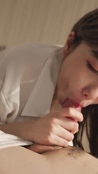 새 배다른 아들을 존나게 따먹는 새엄마 Rina