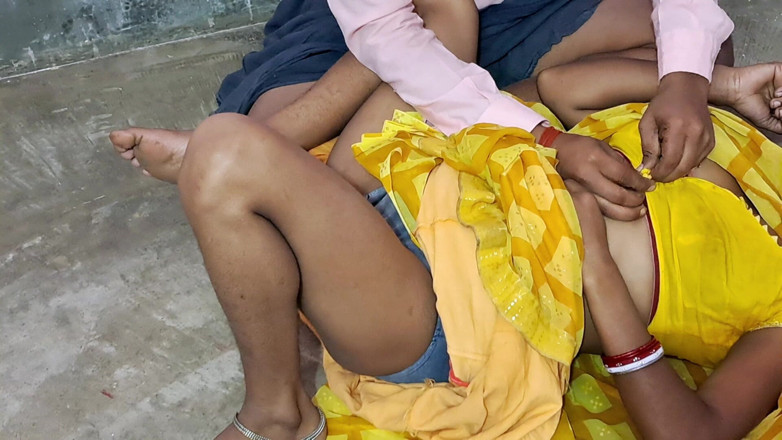 Trilokinath: bhaartiy ganv ki naukraani