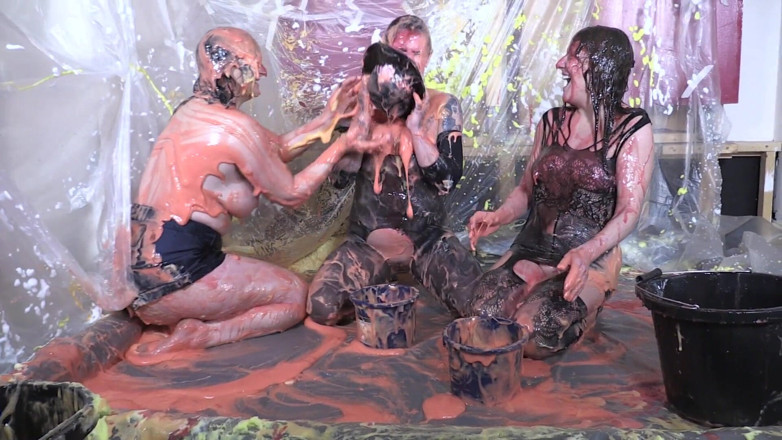 Gunked up girls: パンドラデボンTallulah警察のgunge