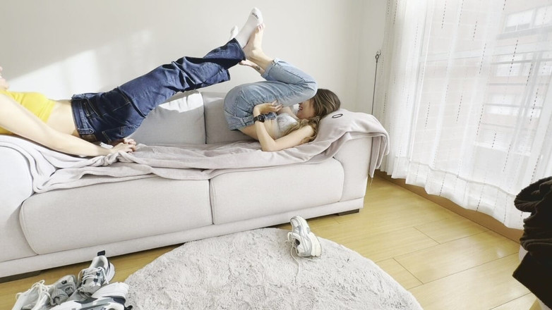 scarlettandc: Kadınların gıdıklama ve güreş