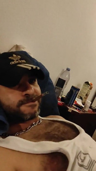 Настрій у ліжку, dirtyjunk bro дивиться порно