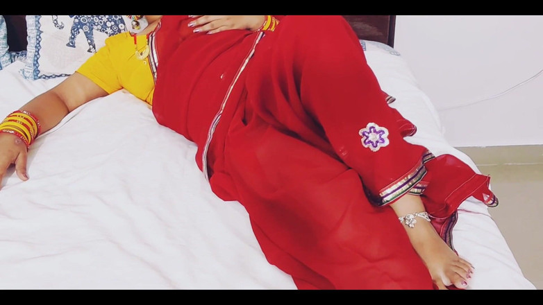 Hotty Jiya Sharmaa: Горячий секс красивой бхабхи XXX с тайным любовником! с ясным хинди аудио