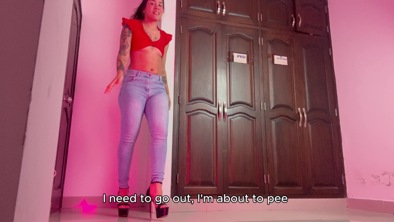 Rollerpublic: 오줌에 흠뻑 젖어