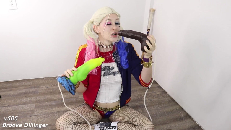 Brooke Dillinger: Harley quinn bukkake gangbang
