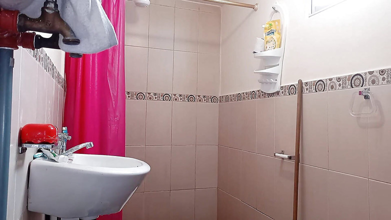 WhysMom: Je mets une caméra pour que tu puisses voir comment...