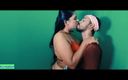 Hot creator: Une modèle indienne sexy se fait baiser par le réalisateur !...