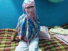 देसी लड़की चुदाई वीडियो नई देसी सुंदर लड़की तंग चूत