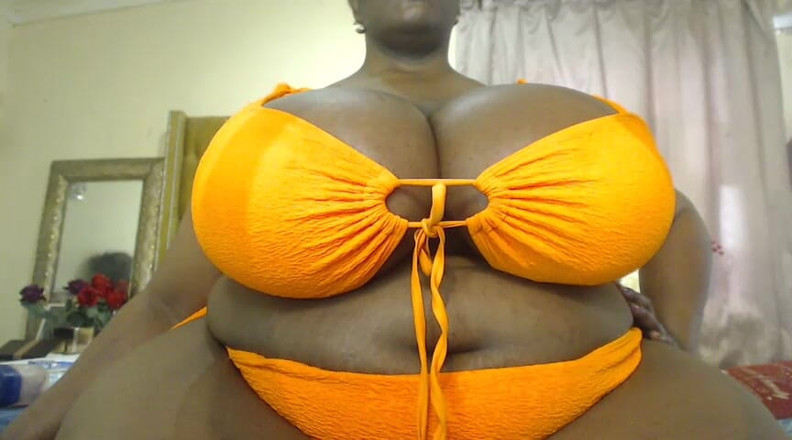 Legendary Booty Overdose: Watchon BBW Matlagning med vibrator i fitta