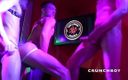 BAREBACK FUCK CLUB: Halka açık saunada prezervatifsiz porno gösterisi