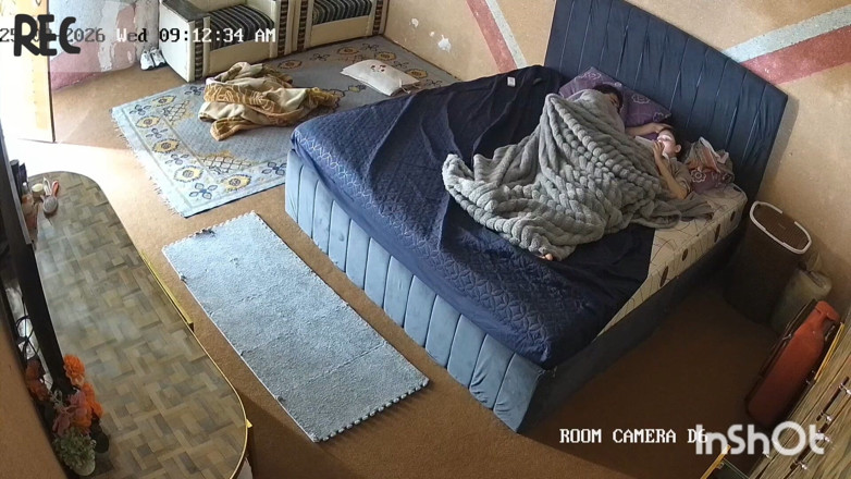 James fucker: Deel 8 Ik ging tijdens zomervakantie naar Bhabhi's huis en geniet...
