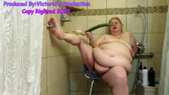 BBW nurse Vicki adventures with friends: Sestra Vicki si vezme okurku, část 3 ze 3