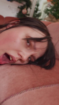 Firstanalquest - teen brünette violet erlaubt ihm, ihren arsch zu spritzen
