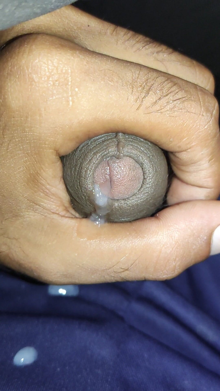 AlexAlejandro13: Aku masuk ke dalam lembaran seks