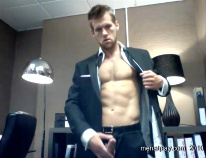 MenAtPlay: David Jones' Raw Webcam