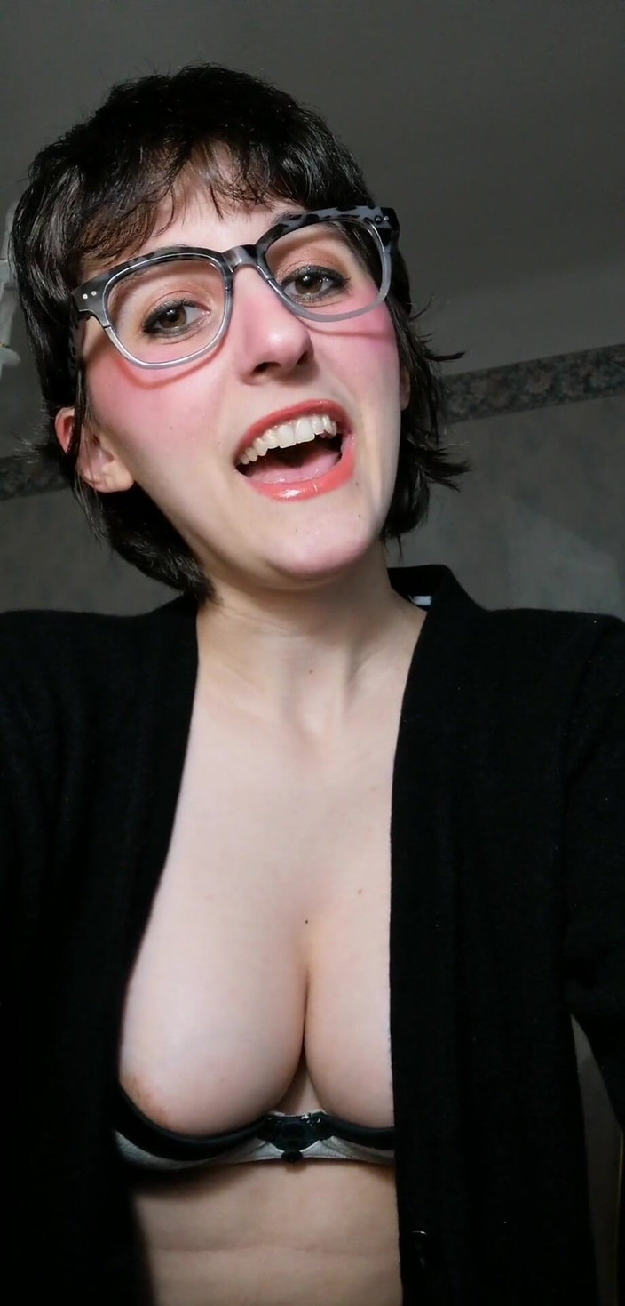 The Antichristrix: Soukromá recenze výstřiků