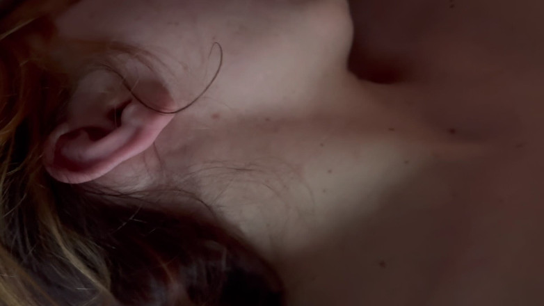 Elena917: Probuzení pro facefuck a šukání zezadu s fanouškem