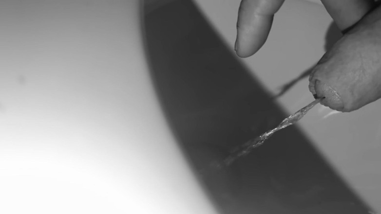 Jizztastic: Super slow motion piss