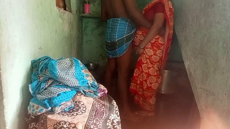 Priyanka314: Une femme tamoule et son mari baisent à la maison
