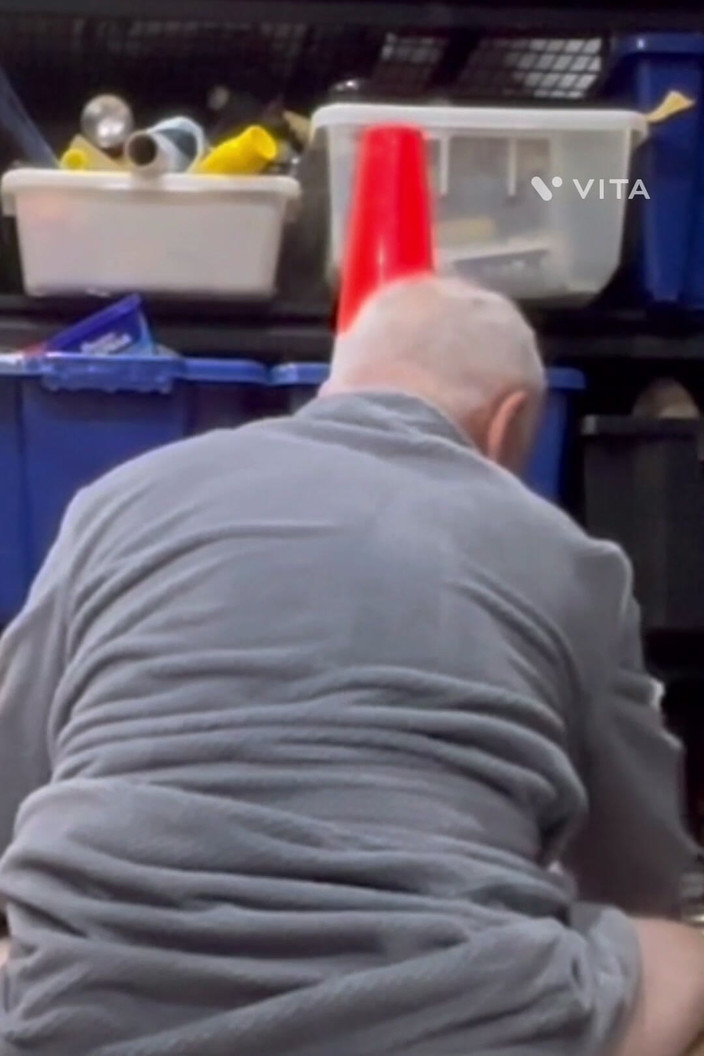 Parklife: Vovô encontra um novo brinquedo parte 1 2024-11-18