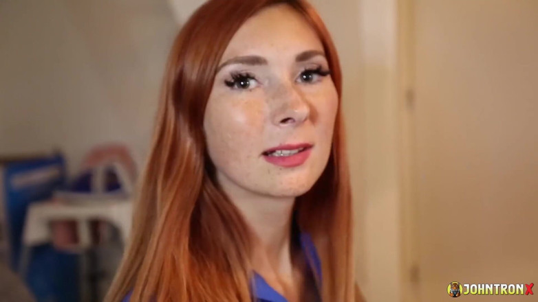 John Tron X: Johntronx - linda gata ruiva é espancada em POV