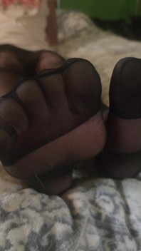 Goode Girl Nylon Foot Worship JOI POV