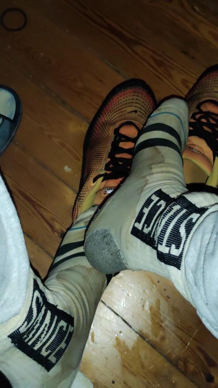 SmokedAlloy2: Dirtyjunkbro को पेशाब करने के लिए शौचालय की आवश्यकता नहीं है। वह इसे हर जगह करता है! बड़ी गंदगी!