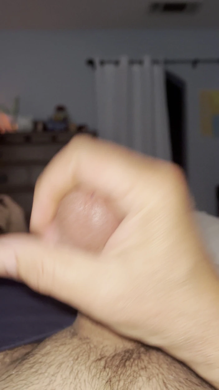 Vinofino69 porn video – Creaming My Feet From Jerking off My Hard Cock While Wearing a Cock Ring