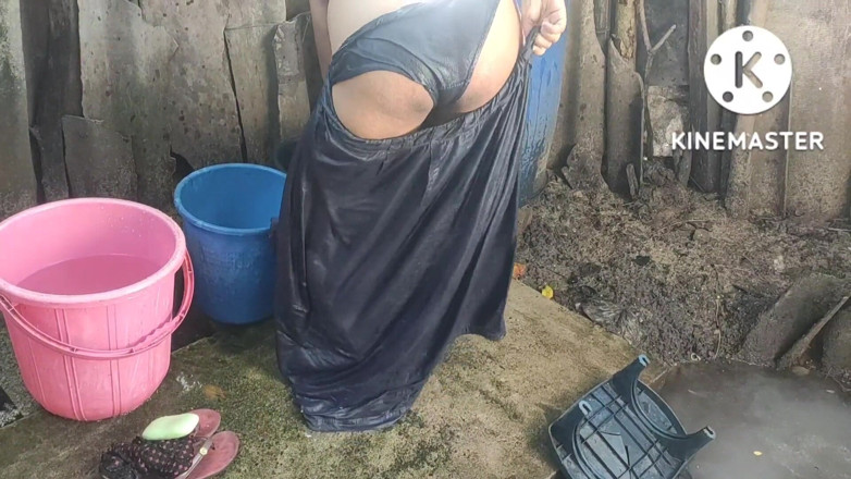 Anita yadav: Anita Yadav com peitos quentes e bunda grande