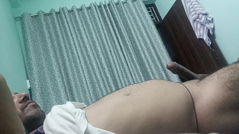 Rajasthani-old-lover: Lelaki desi India menikmati seks dengan bapa tiri dan pegawai...