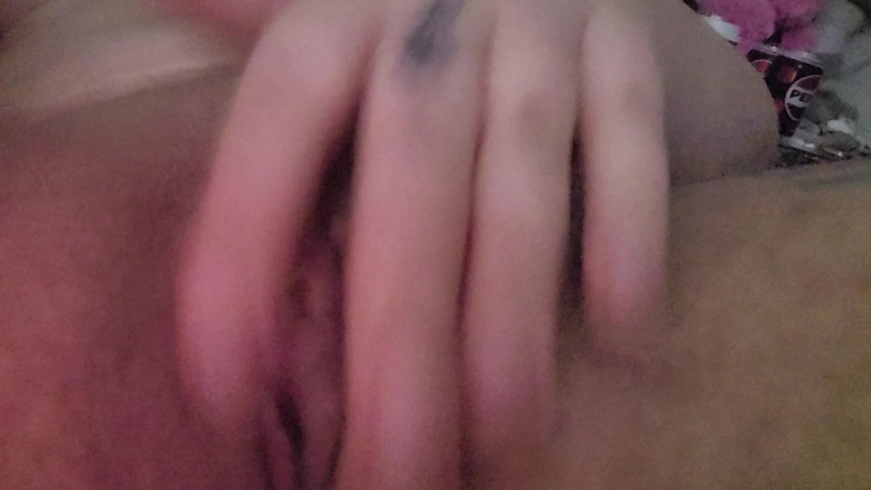 Mandy Foxxx: Éjaculation dans mes cheveux et doigt baisé jusqu’à l’orgasme