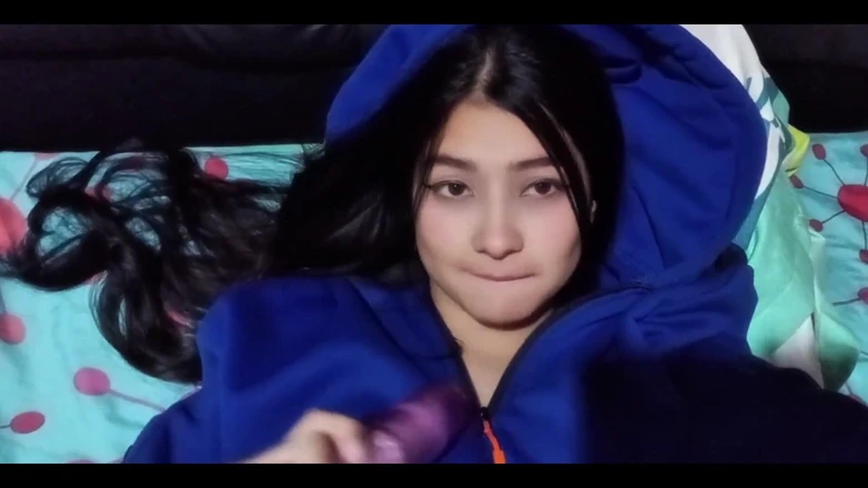 Studiotony: Hot Babysitter Waiting My Cock