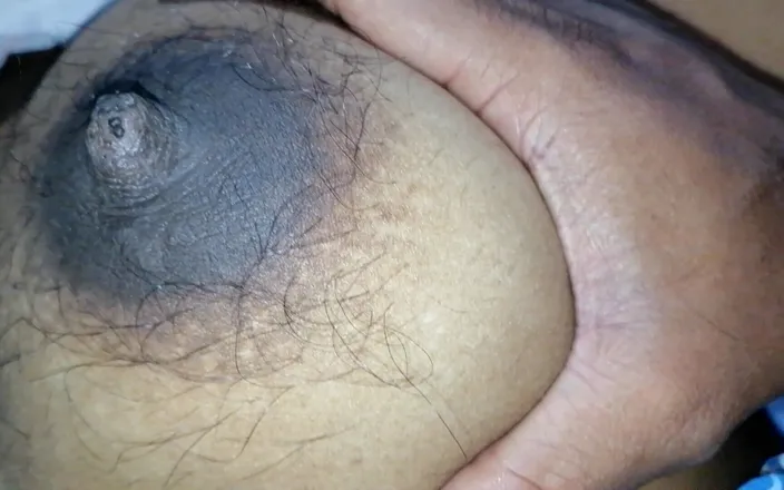 Sweety In Bed: You Have Never Seen Anything Like This