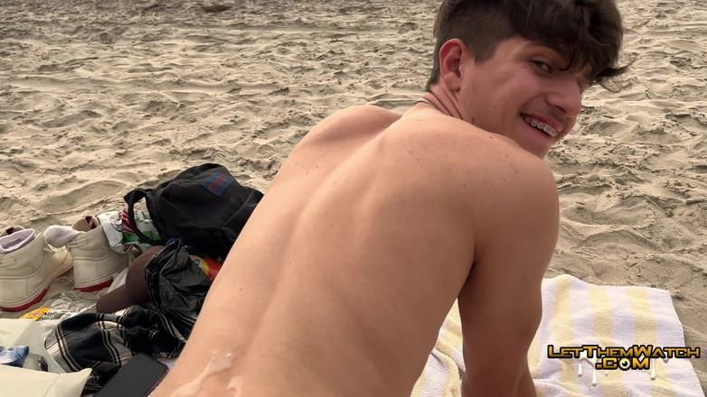 Let them watch: Öffentliches Ficken, Jüngeren Twink Ohne Gummi Erwischt, Hardcore-öffentlicher Strandsex