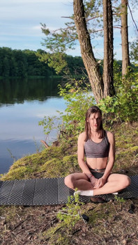 Olga Mayer ile seksi doğa fitnessı