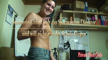 Private Porn Girls: La giovane studentessa chiara ottiene lo sperma dal direttore