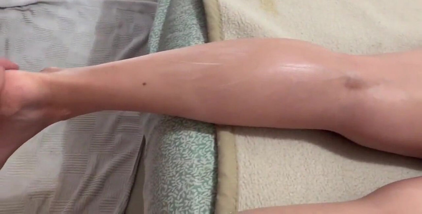 Ivana Montana: Stepsister Wants a Foot Massage