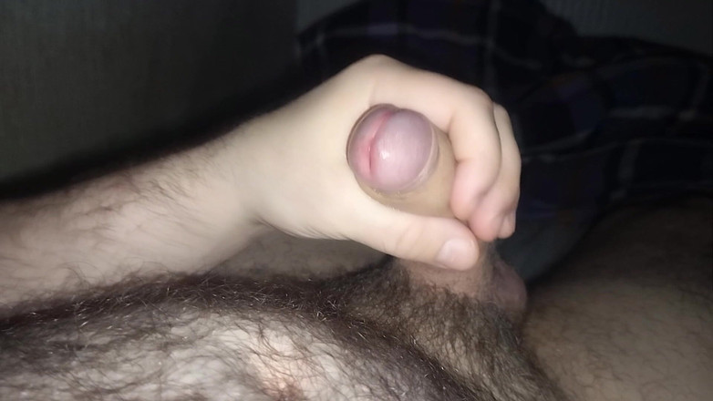 Uhri: Ik trek me af in bed voordat ik ga slapen.