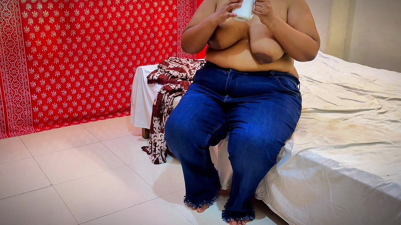 Your Boy's Cum: Boss Caught His Secretary While She Was Undress Her Uniform &amp;...