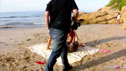 Full porn collection: Dua tante seksi yang lagi sange di ruangan casting dientot...